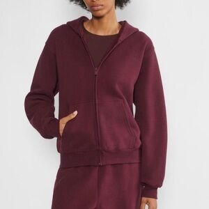 Aritzia Sumac Burgundy Hoodie size L